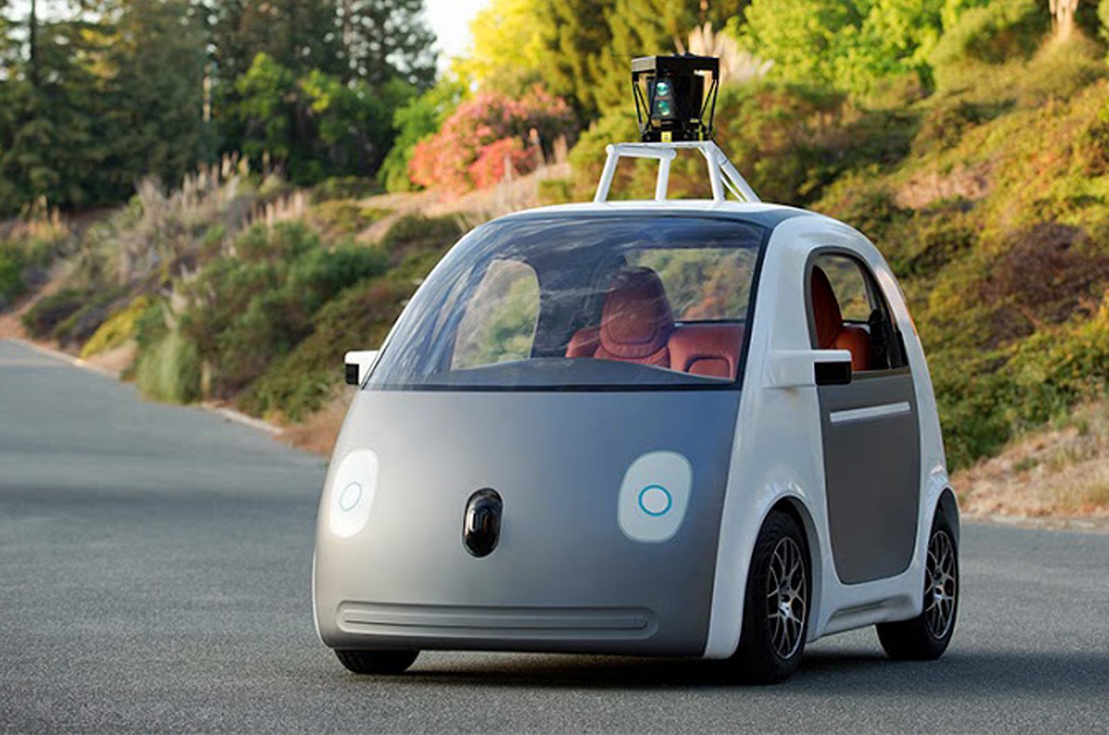 那辆呆萌的无人驾驶原型车退役了，谷歌「造车」终成历史？