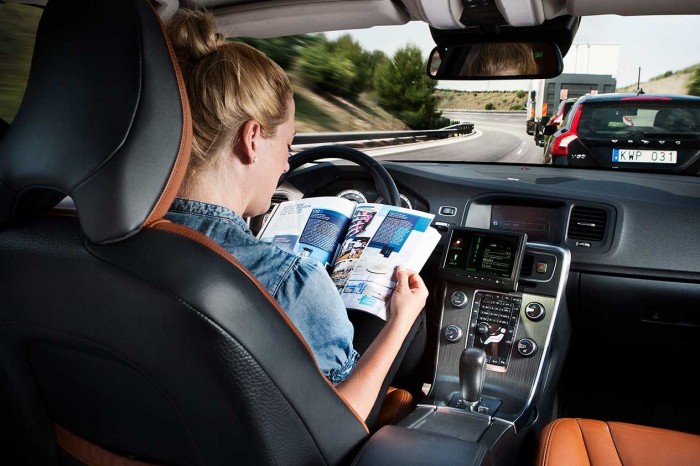 Volvo-self-driving-car-1500px